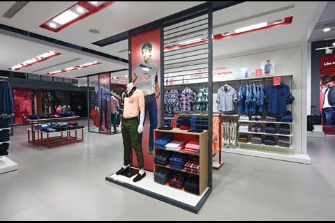 Peter England Generation, Bangalore, India